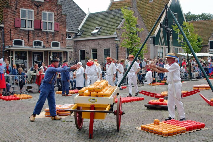 Volendam, Edam and Zaanse Schans Windmills Live Guided Day Tour